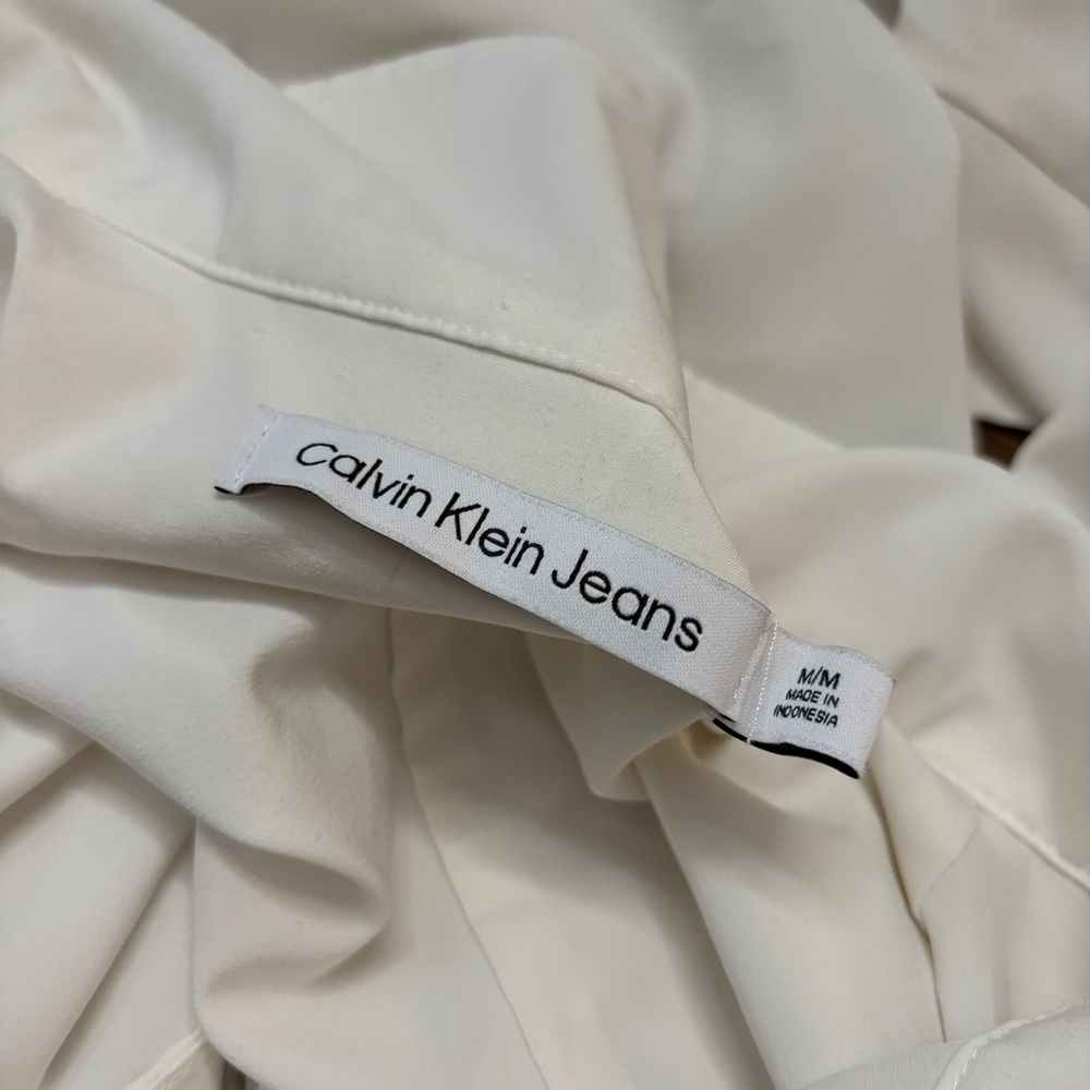 ❤️Calvin Klein White Utility Button-Down Shirt M - Picture 10 of 10